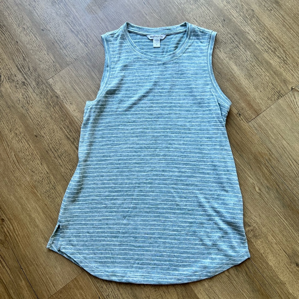 Athleta tank top size medium
